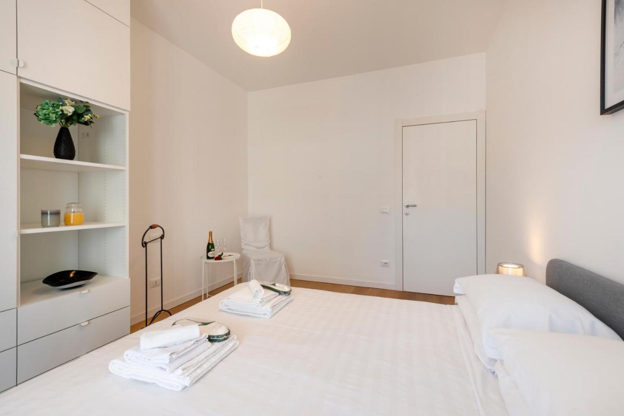 Ferrucci, 10 - Elegante Oasi Urbana A Milano Apartman Kültér fotó