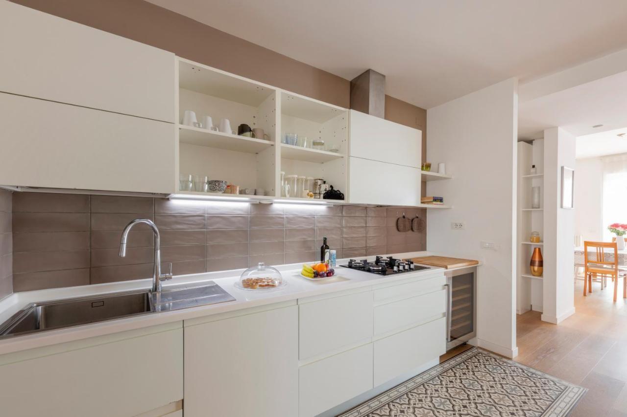 Ferrucci, 10 - Elegante Oasi Urbana A Milano Apartman Kültér fotó