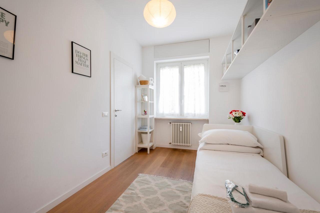 Ferrucci, 10 - Elegante Oasi Urbana A Milano Apartman Kültér fotó